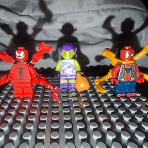 Marvel - Themed Minifigures